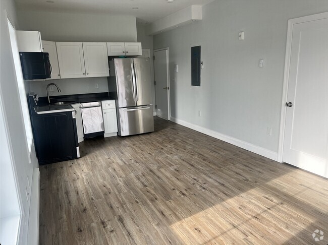 Building Photo - 178 Elm St Unit 7 Rental