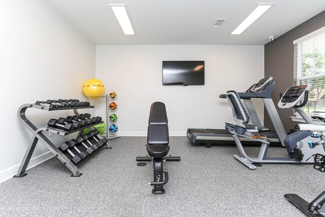 Fitness Center - Frontgate Apartments