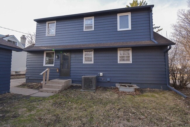 Photo - Updated 5 Bed, 2 Bath Home Near Churchill Elementary Available Now