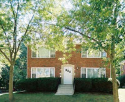 Building Photo - 2721 Lynn Ter Unit 2721 Lynn Terrace Rental