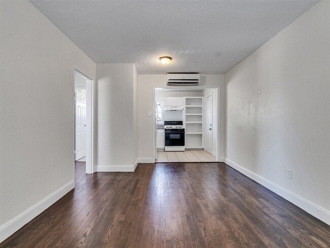 Photo - 7622 Pecan Villas Dr