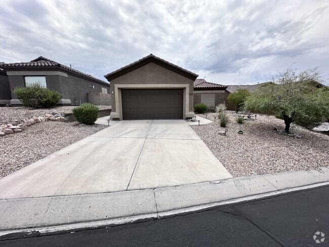 Building Photo - 2836 Esmerelda Dr Rental