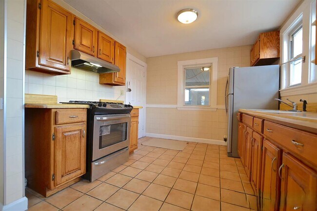 Photo - 113 Lanark Rd Condo Unit 1