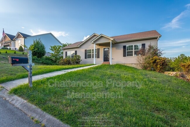 Building Photo - 9936 Falcon Crest Dr Rental