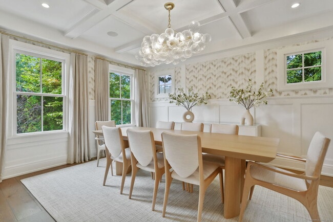 Photo - 28 Norwalk Ave