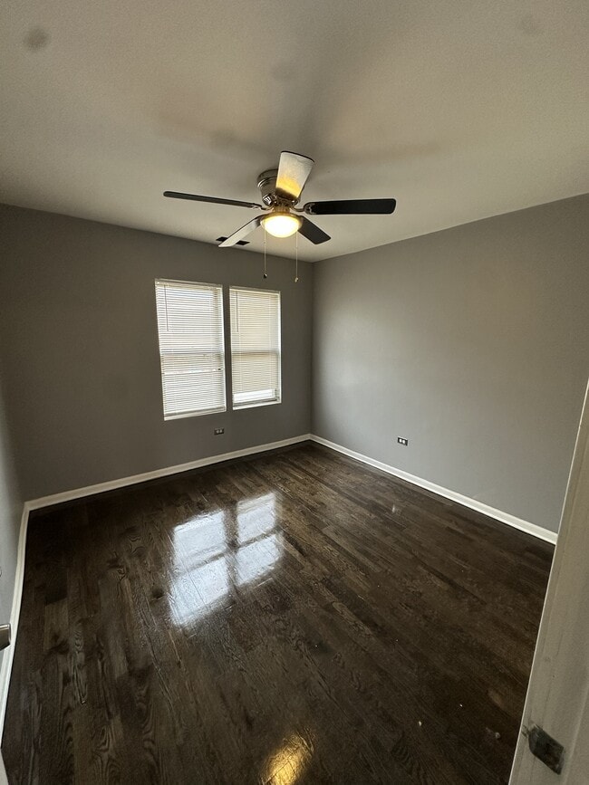 Photo - 10450 S Maryland Ave Unit 2