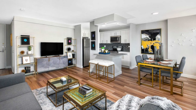 Photo - 1154 S Michigan Ave