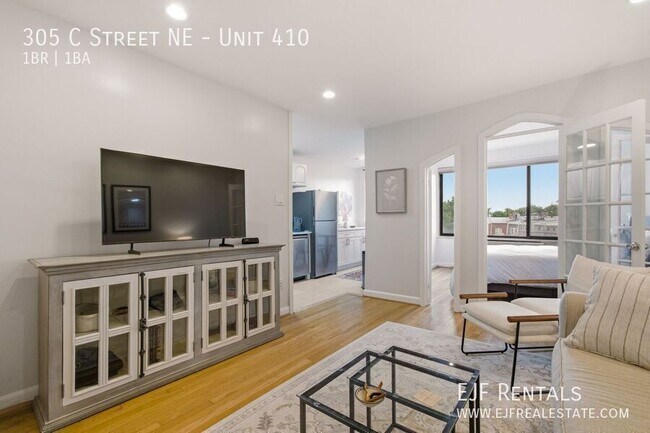 Photo - 305 C St NE Unit 410