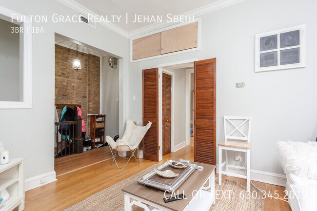 Photo - 2136 N Bissell St Unidad 3