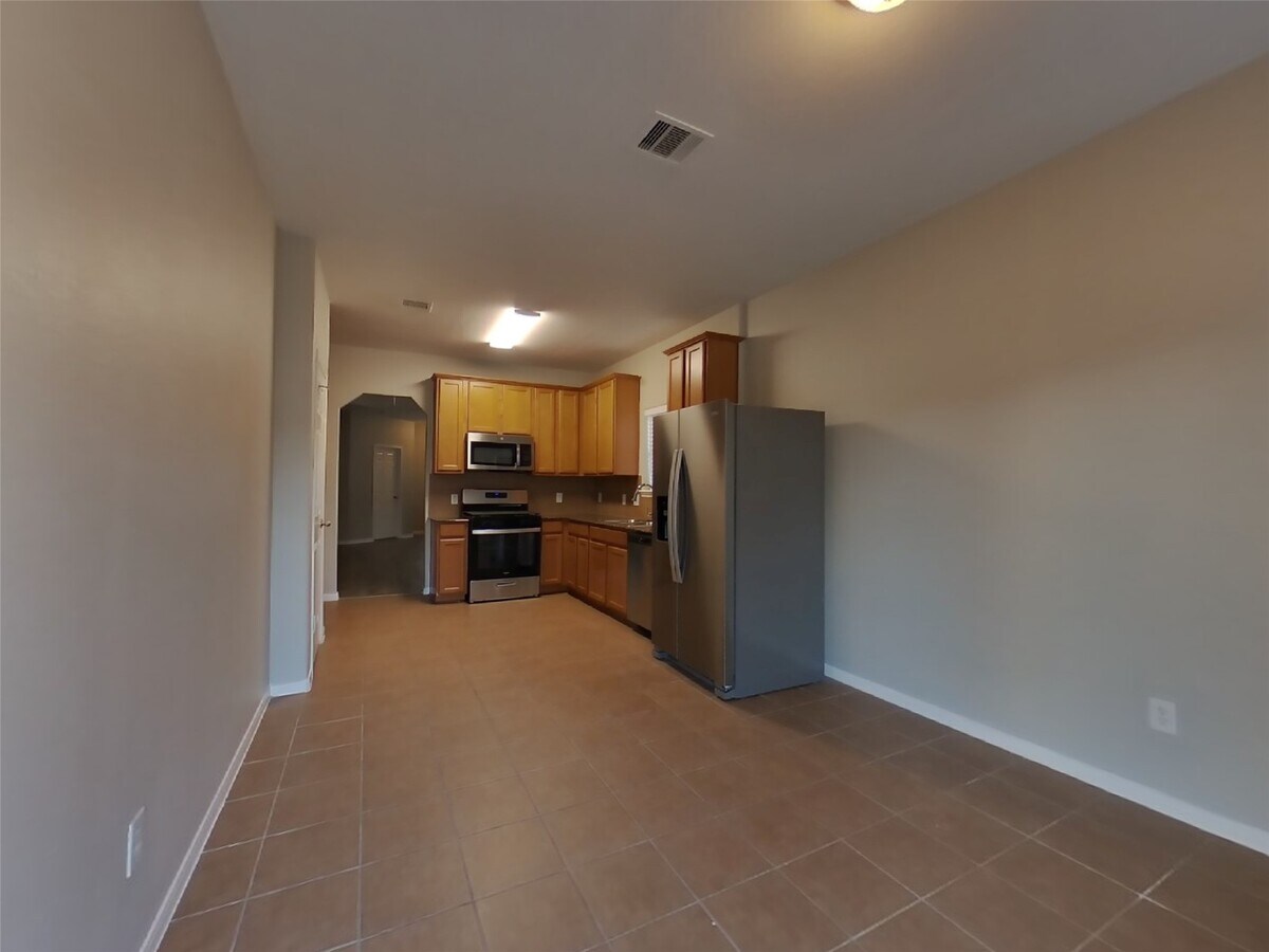 Photo - 6619 Lindale Manor Ct