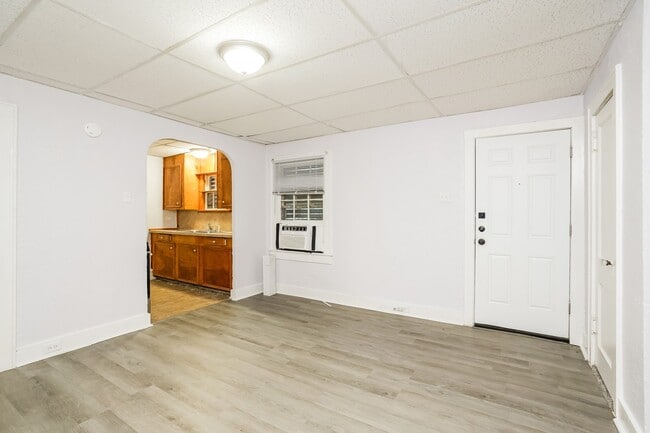 Photo - 117 6th Ave N