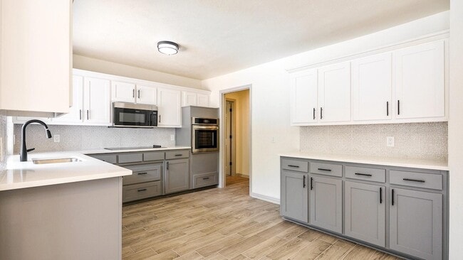 Photo - 2616 Ellis Ct