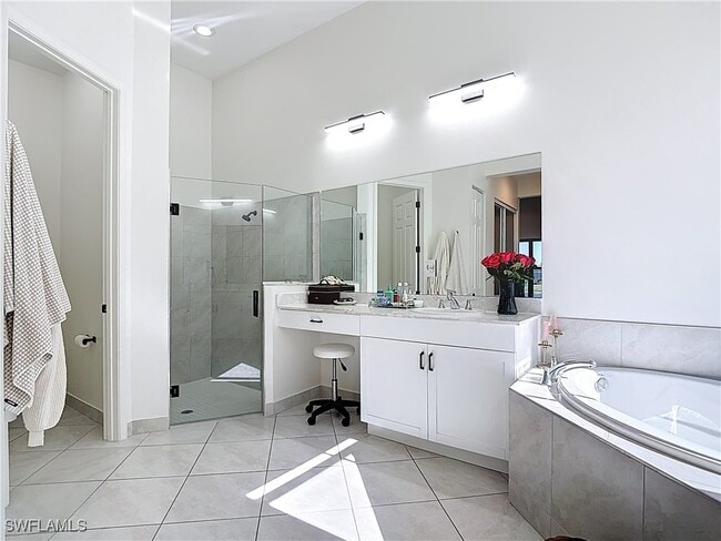 Photo - 5023 Salerno St