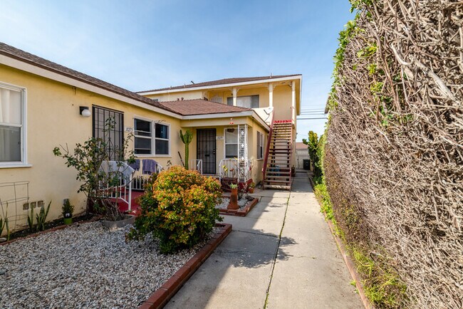 Recently Remodeled 1 Bedroom Unit in Culve... - Recently Remodeled 1 Bedroom House Unit in Culve...