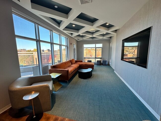 Photo - 250 Centre St Unidad 102