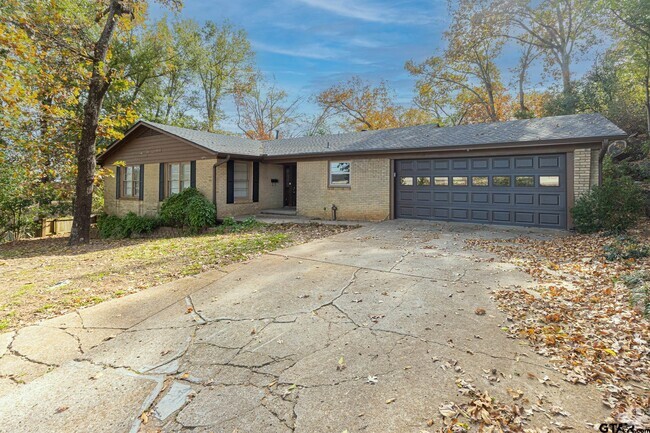 Building Photo - 1513 E Dulse St Rental