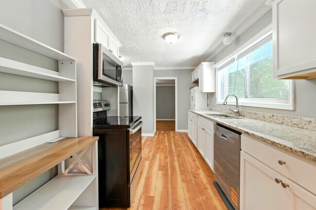 Photo - 3102 W Peek Rd NW