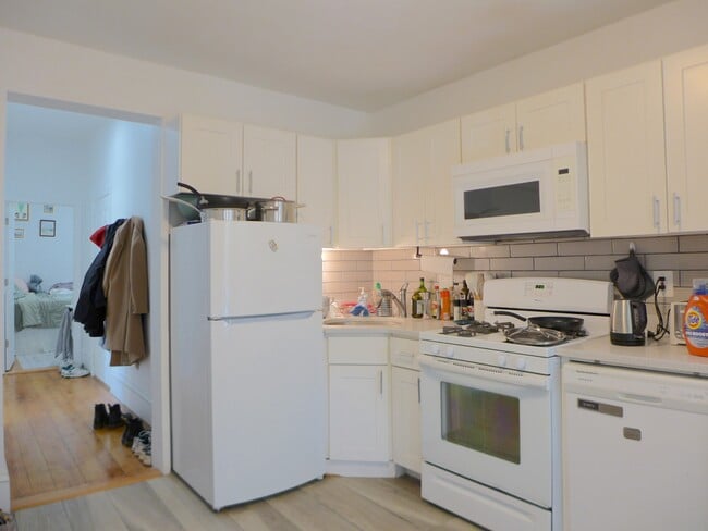 Photo - 285 Windsor St