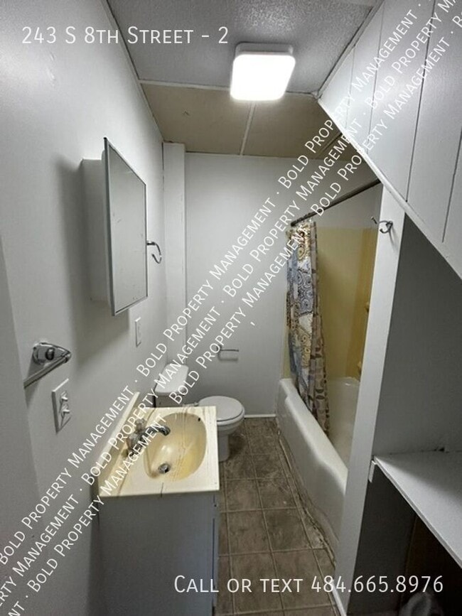 Photo - 243 S 8th St Apartamento Unidad 2