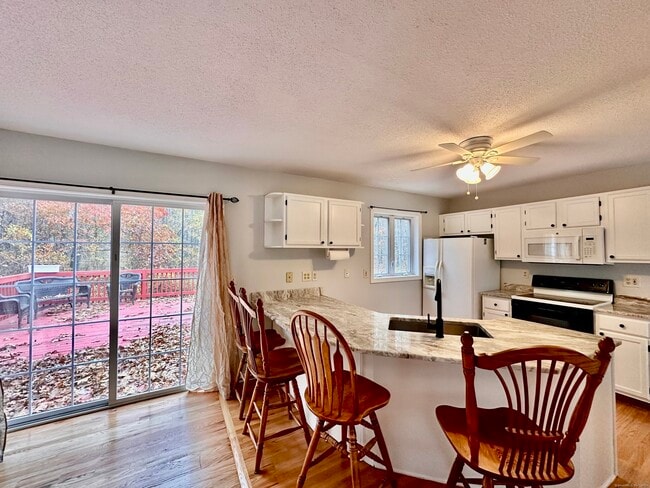 Photo - 288 Leonard Bridge Rd