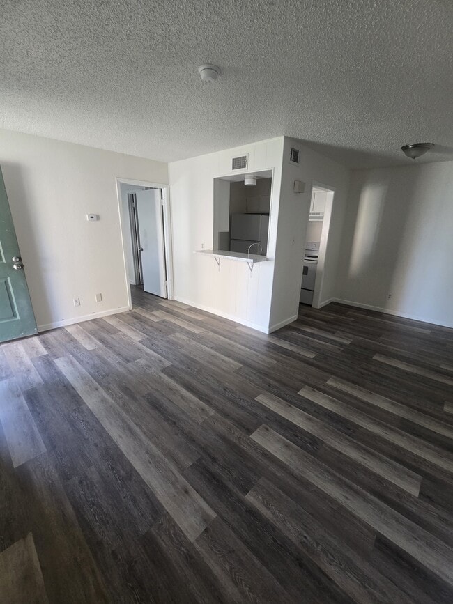 Photo - 1100 Indiana St