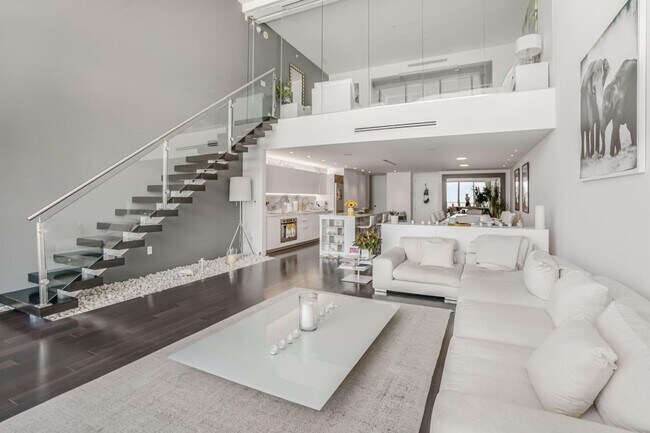 Photo - 1040 Biscayne Blvd Unidad 1102