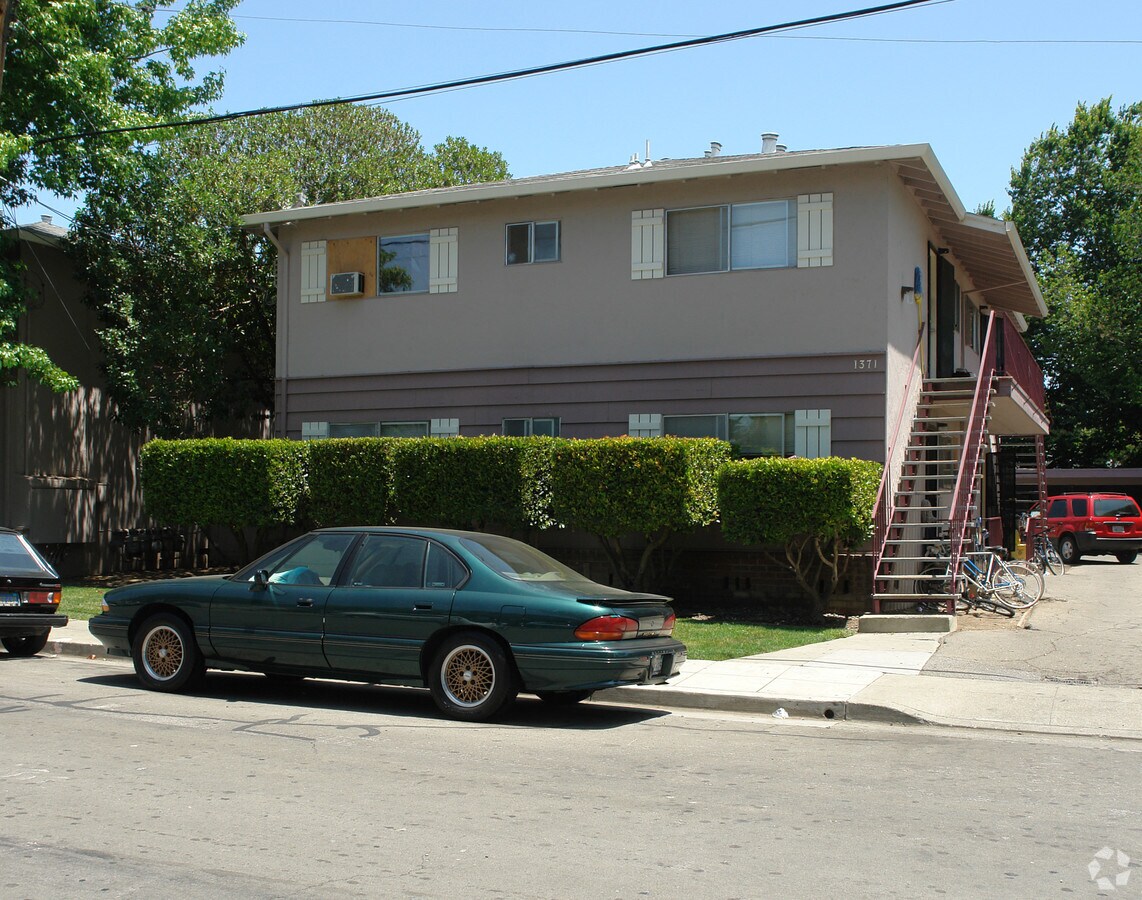 Photo - 1371 Via Dondera