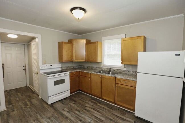 Photo - Cozy 1 Bedroom and 1 Bath house near JSU!