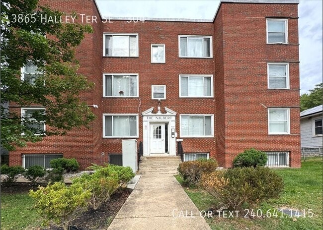 Building Photo - 3865 Halley Terrace SE