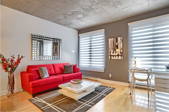 Building Photo - 10 Rue Carmichael