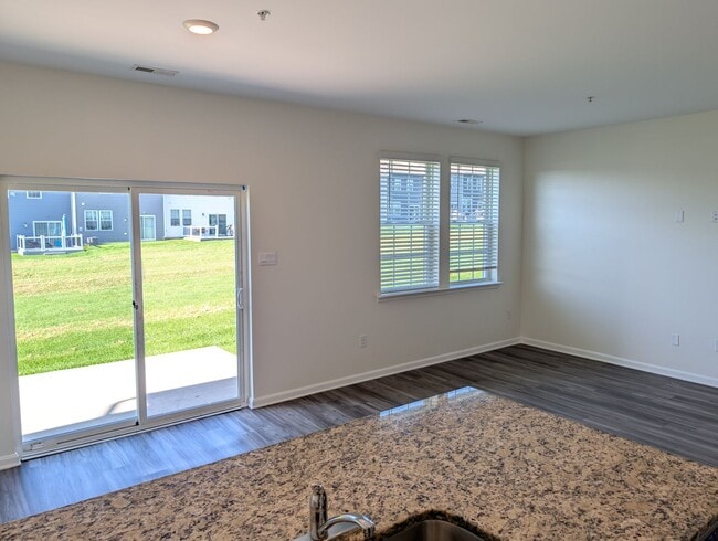 450 Locust Run Dr