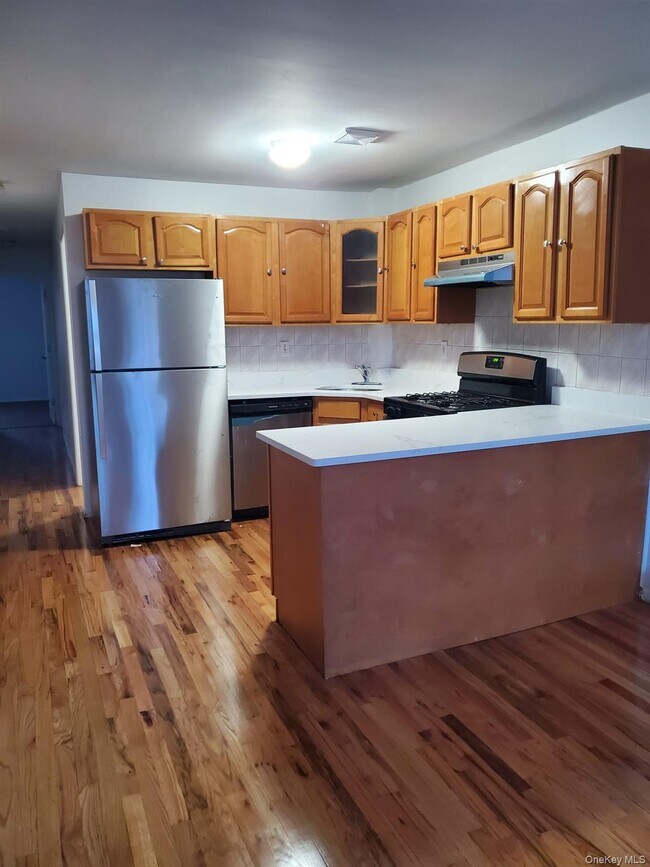 Photo - 94-86 218th St Unit 3rd Floor