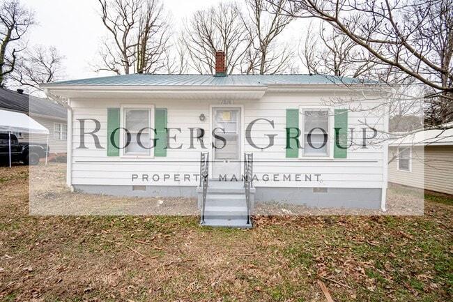 Building Photo - Homes for Rent in Henderson NC - 1216 Second Street - Schedule Showing Online at www.rentnc.net