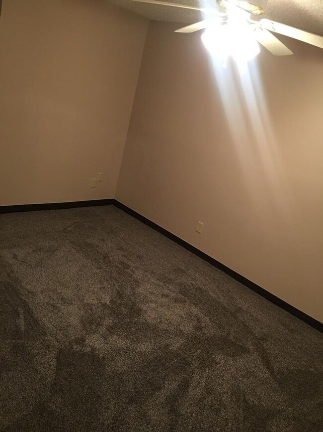 Photo - 607 Quincy St