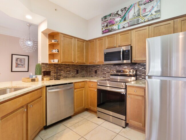 Building Photo - 9309 Myrtlewood Cir W Unit 9309