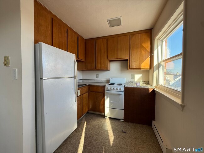 Photo - 35 Beers St Unit 202