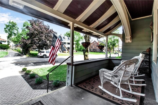 Photo - 623 Buffalo Ave