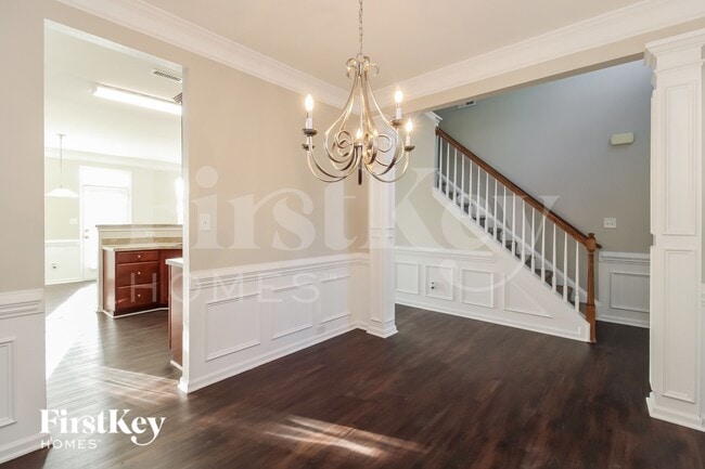 Photo - 124 Fining Court