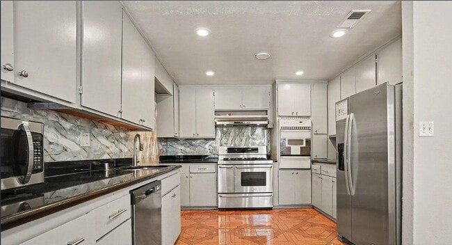 Photo - 936 Lucia Ct