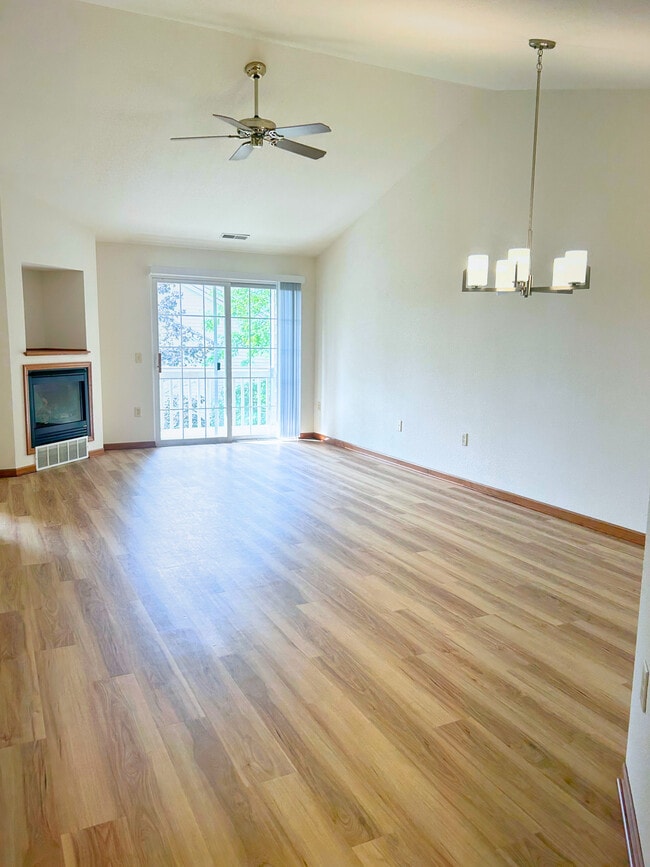 Hawthorne Place Apartments