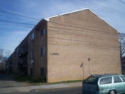 Ainger Place Apartment Homes - Ainger Place Apartment Homes