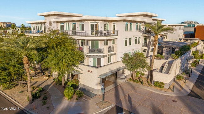 Building Photo - 3801 N Goldwater Blvd Unit G201