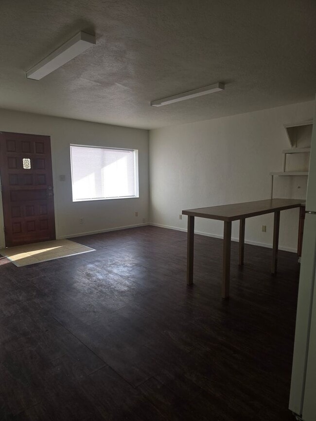 Photo - Cute 2 Bedroom