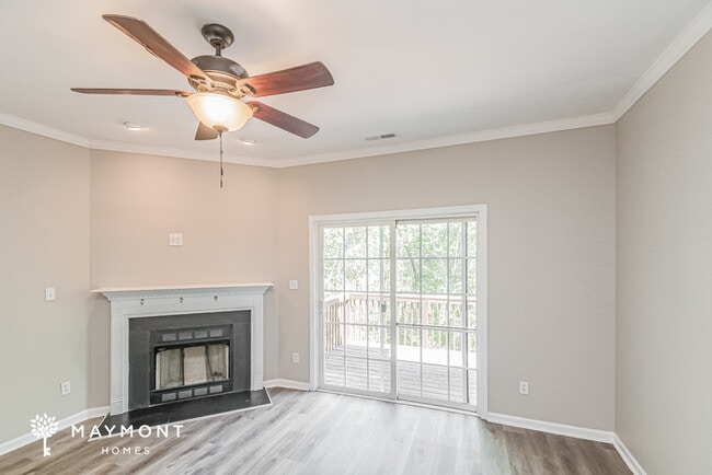 Photo - 650 Ganyard Farm Way