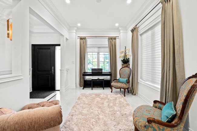 Building Photo - 1 Via Borghese St Unit ID1346022P