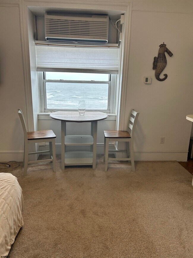 Photo - 2721 Boardwalk Unit 922