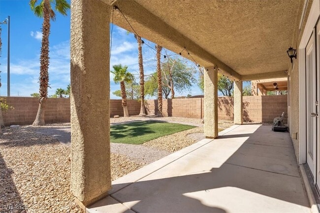 Building Photo - 5187 Caprock Canyon Ave