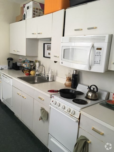 Building Photo - 1625 Commonwealth Ave Unit 18 Rental