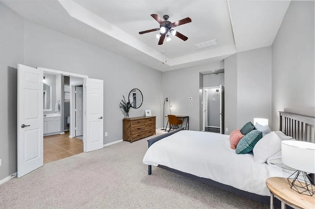 Photo - 10822 Cornwall Ln