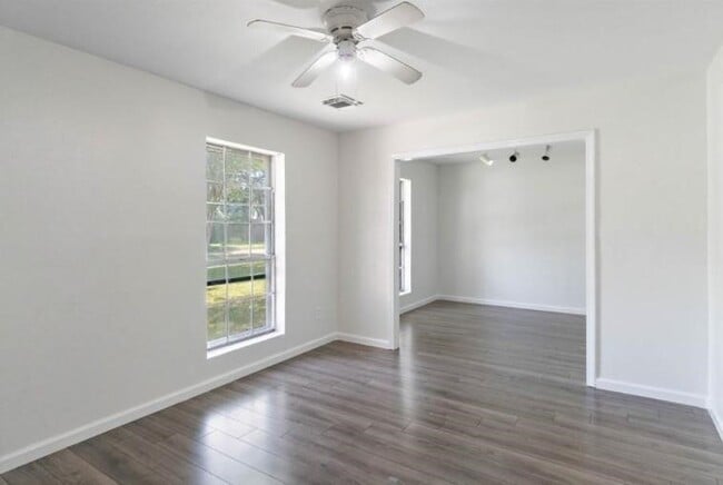 Photo - 7019 Oak Bough Dr